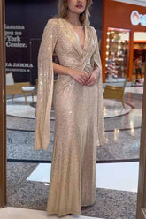 Vestido largo de noche con cintura cruzada y mangas estilo capa con lentejuelas más brillantes